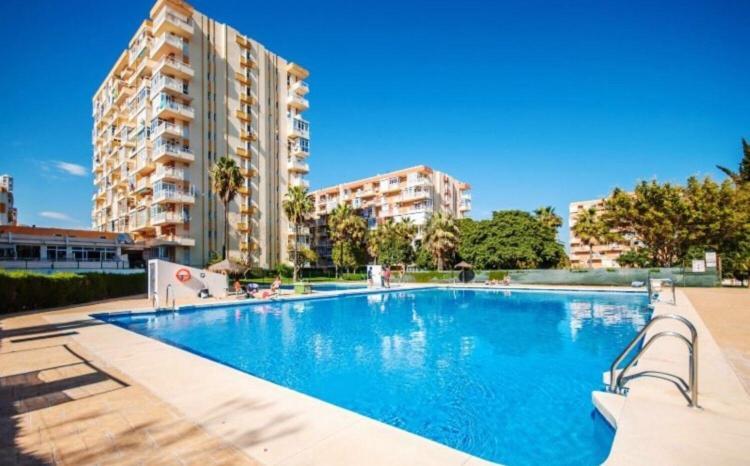 Aguila Apartamento Con Vistas Benalmádena Exteriör bild